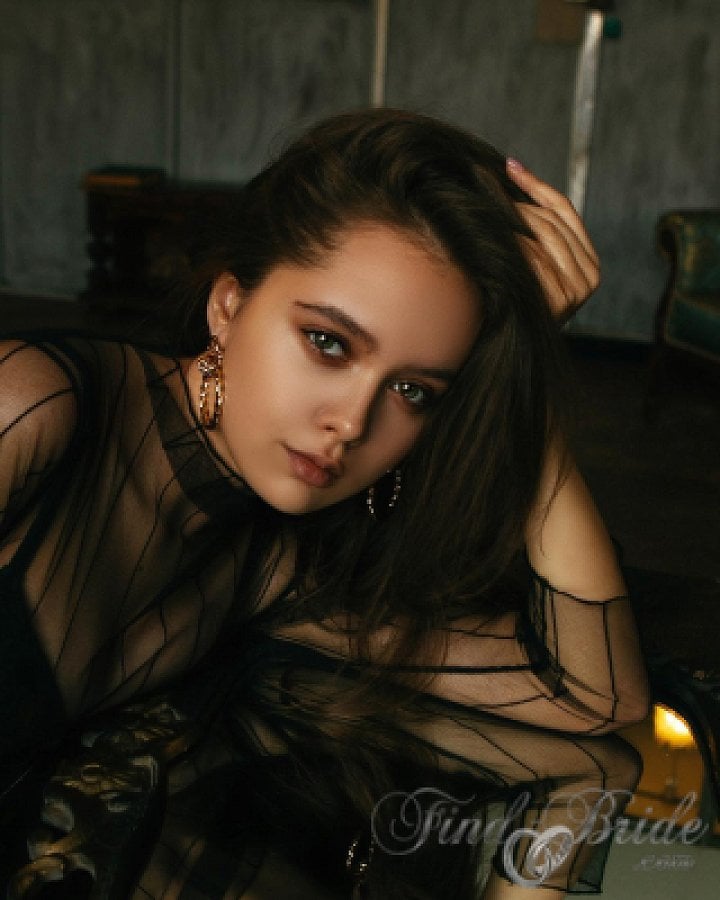 Blog: Loneliness or romantic and passion? by Anny_tender