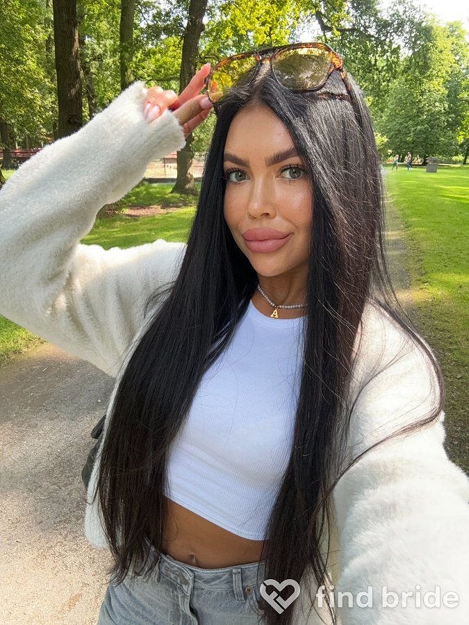 Blog What's the difference between an online romance and real life 5