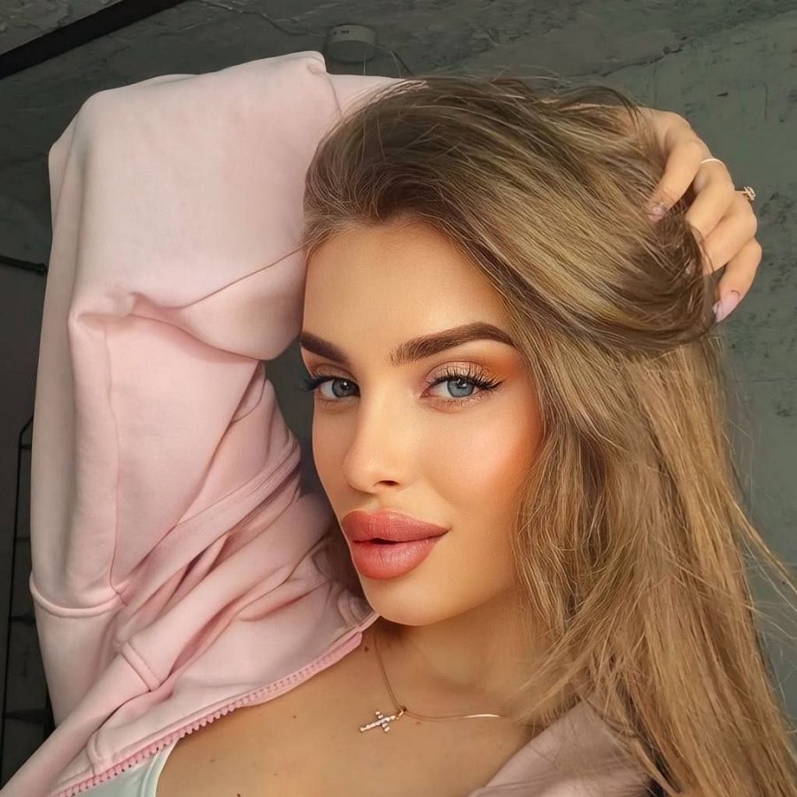 blog-we-look-for-love-as-if-in-a-store-we-choose-a-partner-by