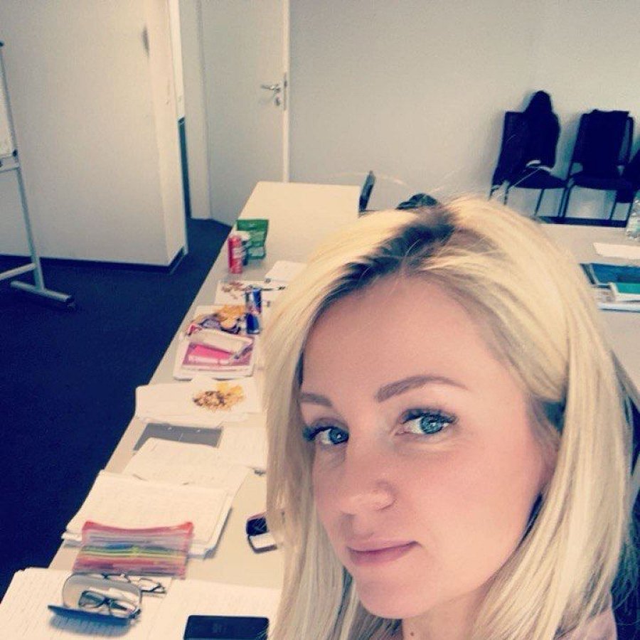 Blog: How to develop good habits😇 by ANNA☀️RAY